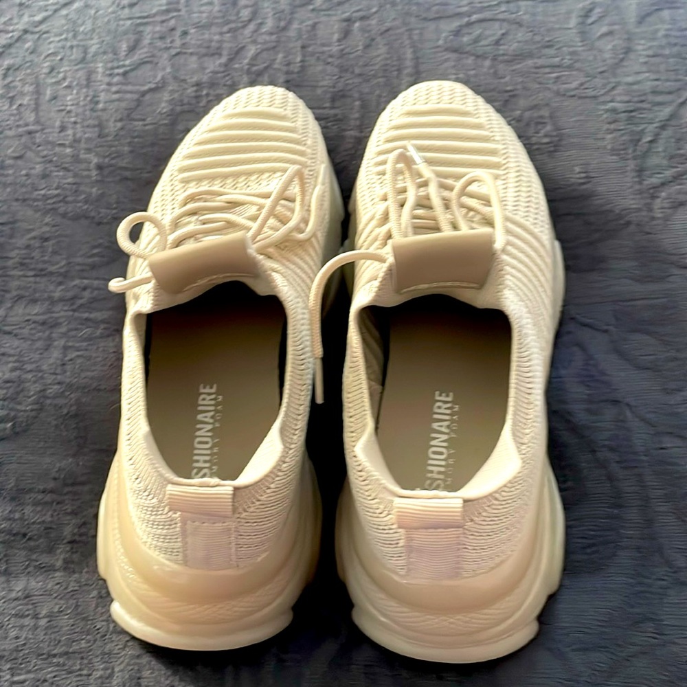 Cushionaire Apollo Knit Shoes/Sneakers